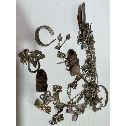 371 - SELECTION SILVER CHAINS EARRINGS ETC