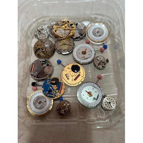 386 - SELECTION WATCH MOVEMENTS ETC