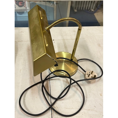 135 - BRASS BANKERS LAMP