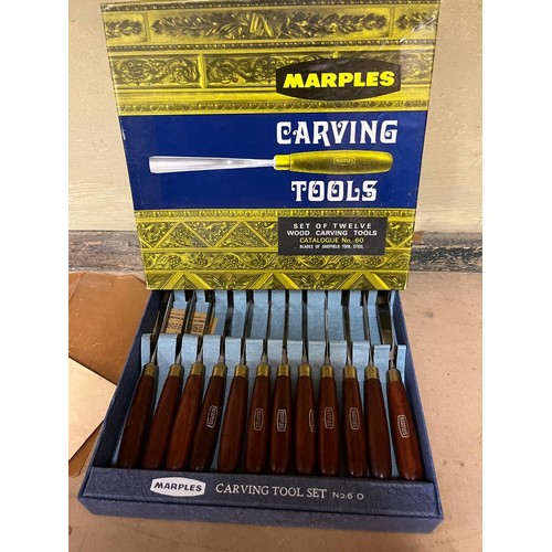 VINTAGE MARPLES 12 PIECE WOOD CARVING SET
