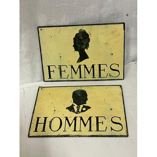 8 - FRENCH TOILET SIGNS