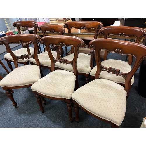 173 - 5 UPHOLSTERED CHAIRS AND 2 CARVERS