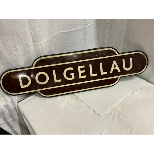 228 - VINTAGE DOLGELLAU TOTEM RAILWAY SIGN