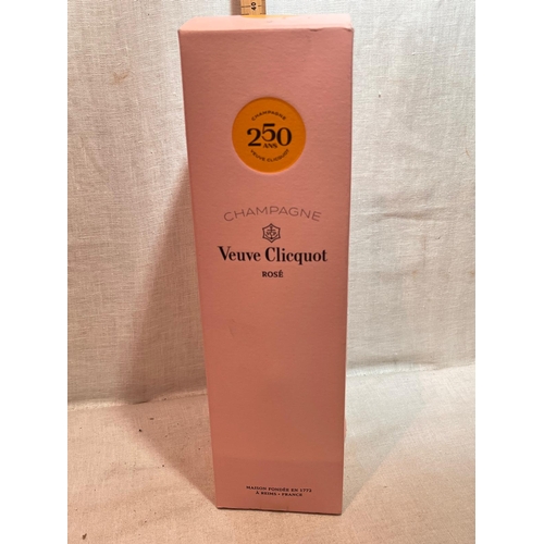 238 - BOXED VEUVE CLICQUOT ROSE CHAMPAGNE