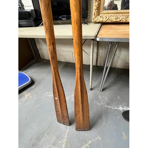 80 - PAIR VINTAGE OARS