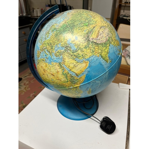 86 - GLOBE LAMP W.O