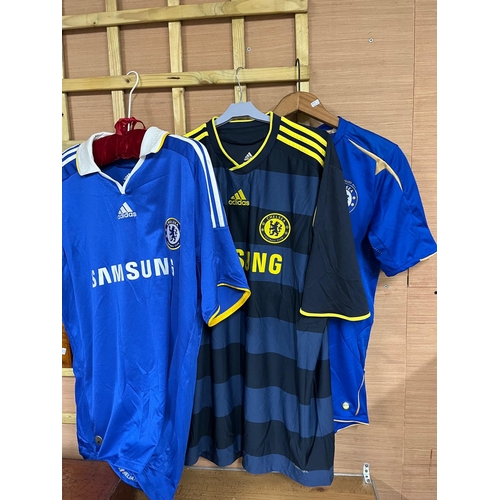 144 - 3 CHELSEA F.C SHIRTS AND SELECTION ORIGINAL PHOTOS AND PROGRAMMES