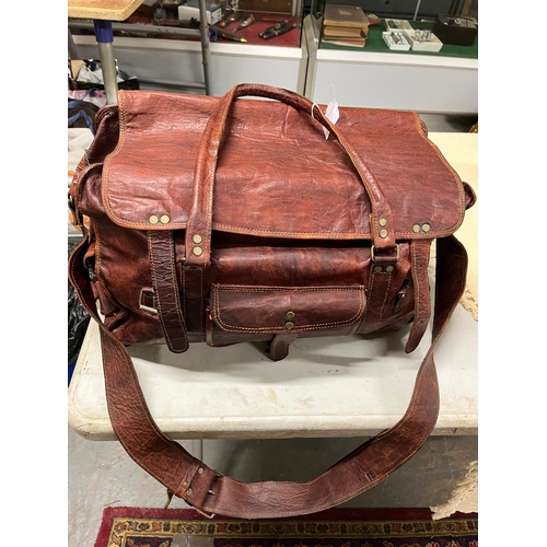 181 - VINTAGE LEATHER BAG