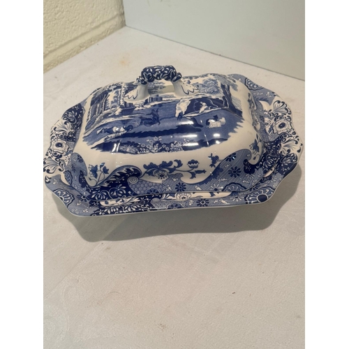 183 - LARGE SPODE TUREEN AND LID