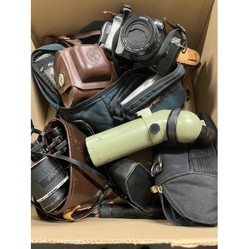 116 - BOX CAMERA CASES ETC