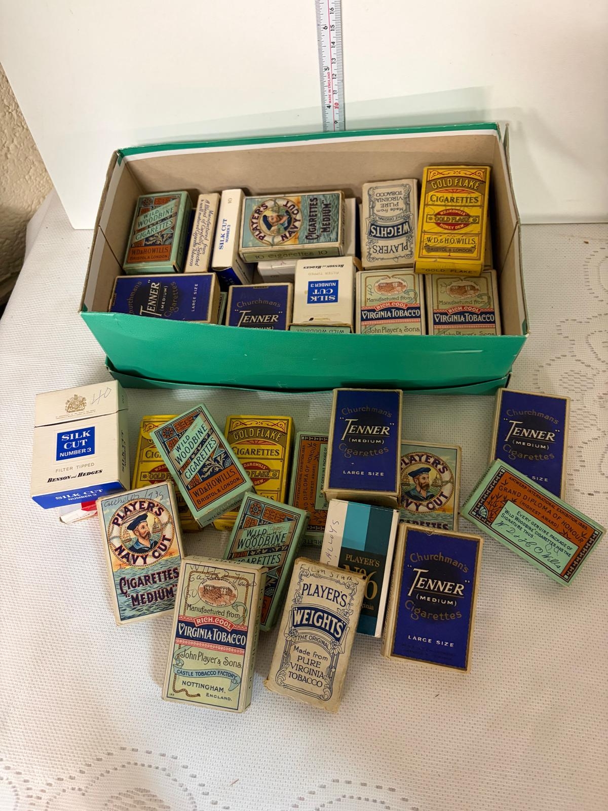 LARGE SELECTION CIGARETTE CARDS