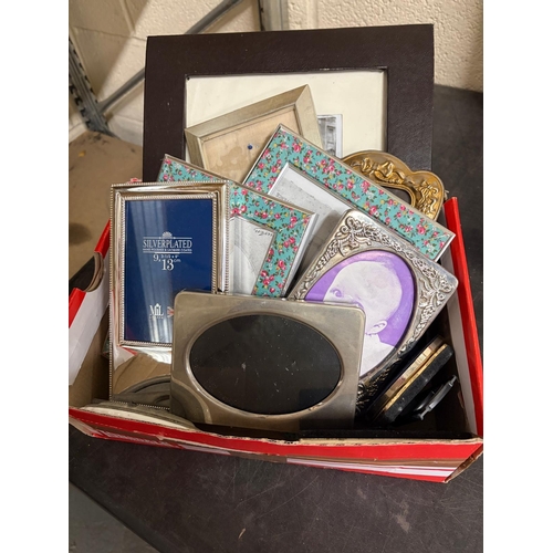 20 - BOX FRAMES