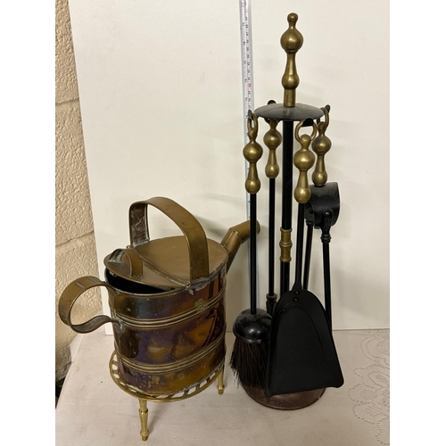 29 - COMPANION SET-KETTLE AND TRIVETS
