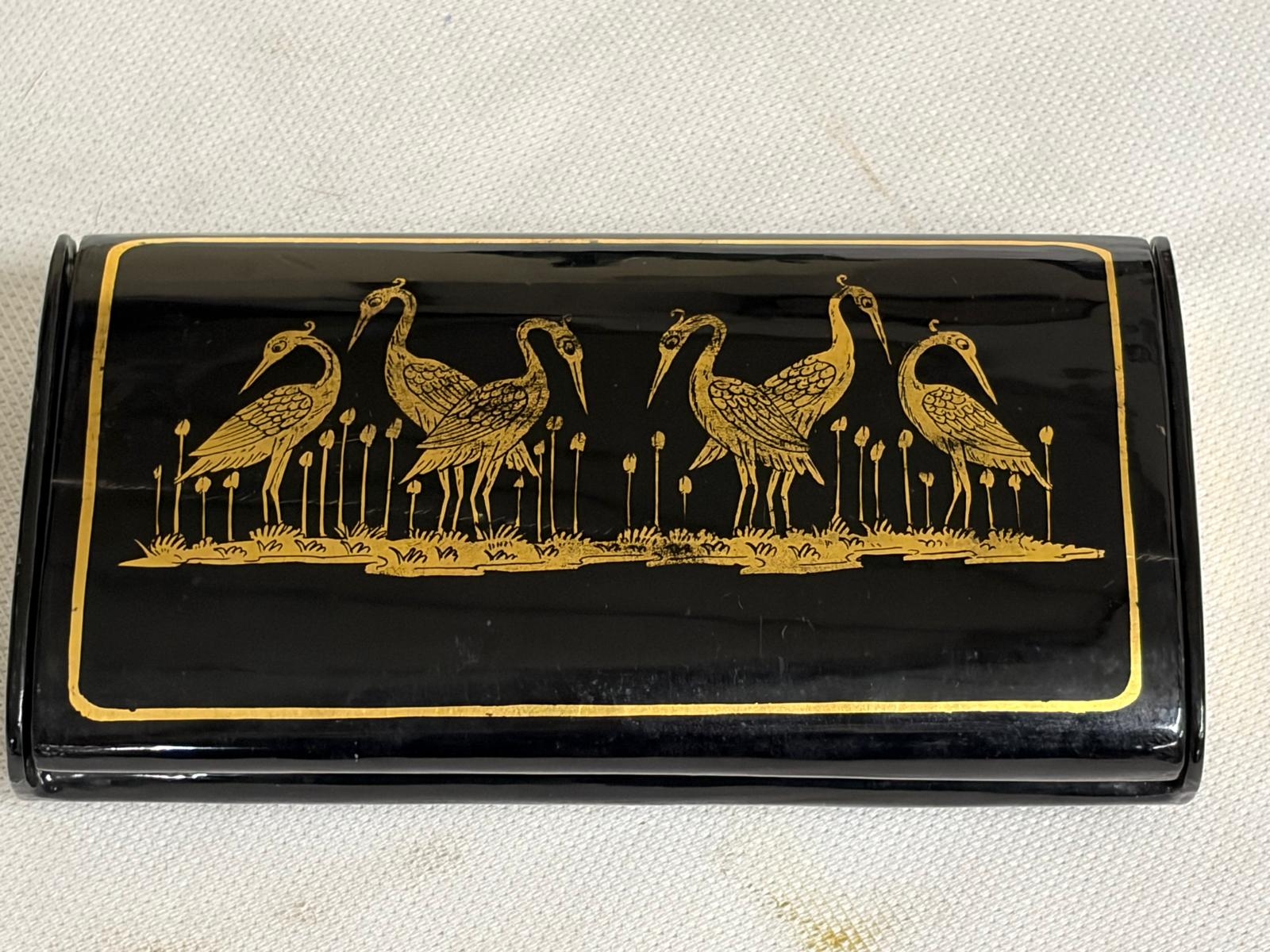 BLACK LAQURERED BOX