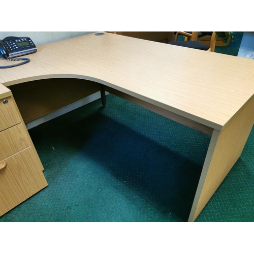 164 - Modern Office Desk & Pair of Drawers - Desk measures 161 x 118cm - COLLECTION NOTE