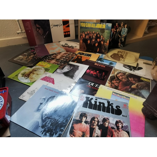 107 - Good Collection of 45 Varied 60's-80's Vinyl LP Records inc Byrds, Beatles, Kinks, Cream, Pink Floyd... 