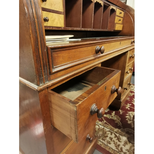 125 - Antique Cylinder Top Pedestal Desk - 121x63x108cm