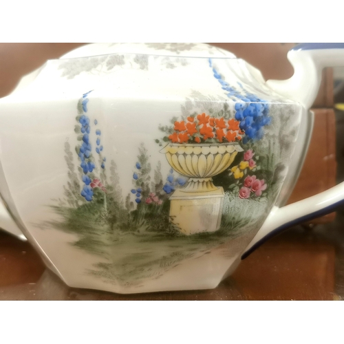 128 - Rare D11618 Shelley Queen Anne Teapot