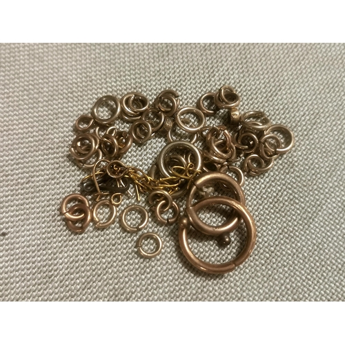 159 - Various Items of 9ct Gold Jewellery, inc a silver ring and hooks (not checked) - verified 9ct weight... 