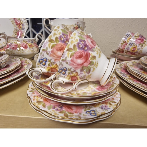 153 - Extensive Royal Albert Floral Serena Pink Pattern Dinner & Tea Service