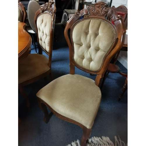 99 - Vintage Button Back Chairs & Table Dining Suite