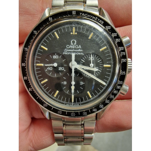 110 - 1861 Movement 1997 Omega Speedmaster Wrist Watch - As used within the 1997 James Bond Film 'Tomorrow... 