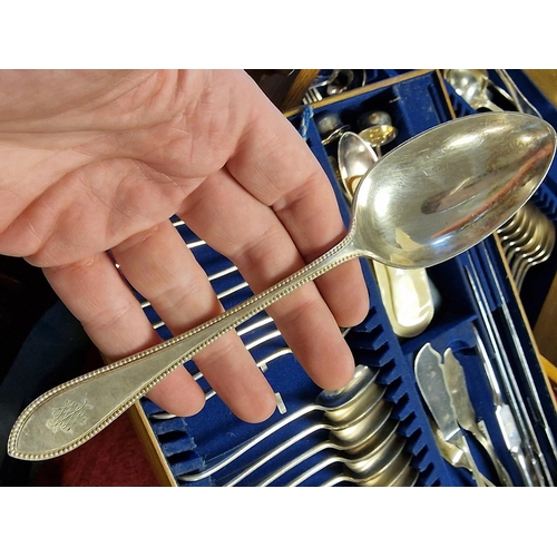 14 - Campaign Sheffield Silver Plate Cutlery Canteen Set in beech carry-box - Contents approx 60 in total... 