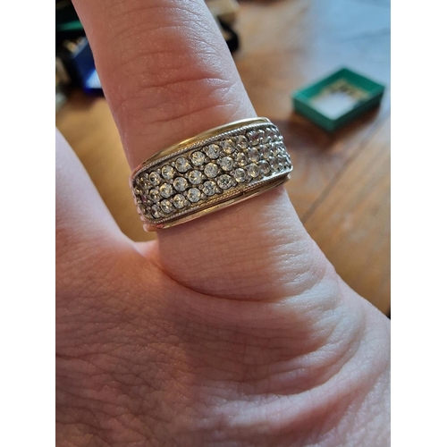 201 - 9ct Gold & White CZ Stone Pave Set Eternity Band Ring, size M, 3.25g