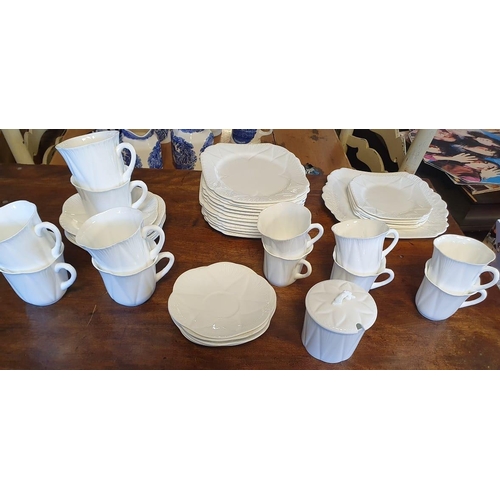 262 - Extensive 45-piece Shelley tea-set, pattern 272101 (1 plate cracked)