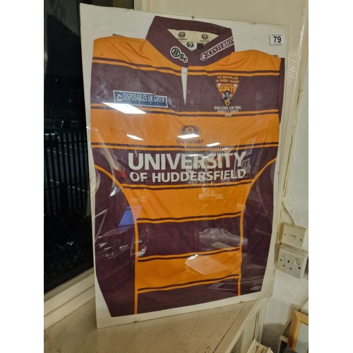 79 - Framed Huddersfield Giants 2006 Rugby League Challenge Cup Final commemorative shirt