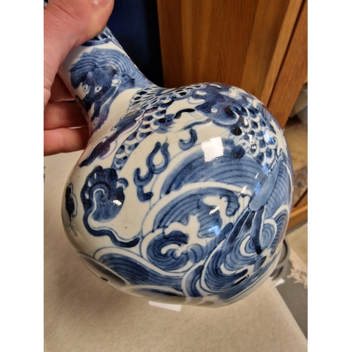 10b - Blue & White Antique Chinese Daoguang Period Vase