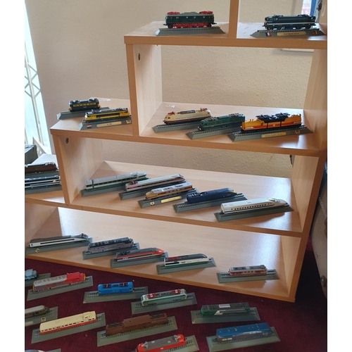 128a - Collection of 30+ Del Prado Train and Loco Models - Railwayana Interest