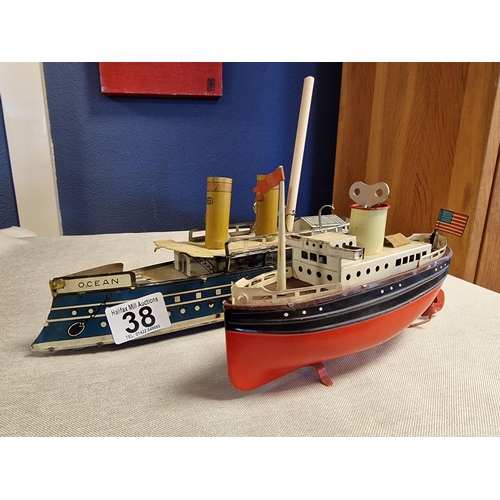 38 - 1930s Fleischmann Tinplate Clockwork Single Funnel Ocean Liner, in good working order - L 21cm, + a ... 