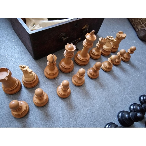 22 - The British Chess Company Stroud 1Antiquer 1899 Royal Chessmen Complete Set of Chess Pieces in Origi... 