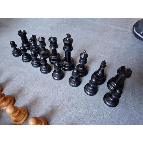 22 - The British Chess Company Stroud 1Antiquer 1899 Royal Chessmen Complete Set of Chess Pieces in Origi... 