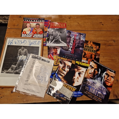 137i - Good Collection of Various Boxing Memorabilia + signed examples to include Muhammed Ali, Amir Khan, ... 