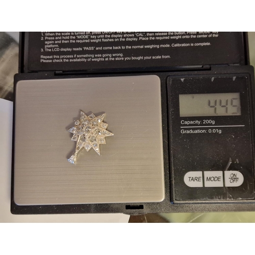 158 - 14ct White Gold & Diamond Tsar Starburst Pendant inc 2.5-3ct worth of diamonds