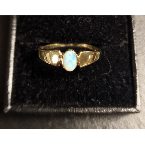 171 - 9ct Gold and Opal Dress Ring, size Q and 2.3g