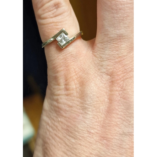 175 - 9ct Gold and Princess Cut CZ Stone Engagement Ring, size N+0.5