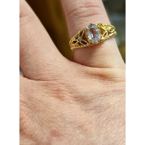 232 - 10ct Gold and Aquamarine Dress Ring, size M+0.5, 2.5g