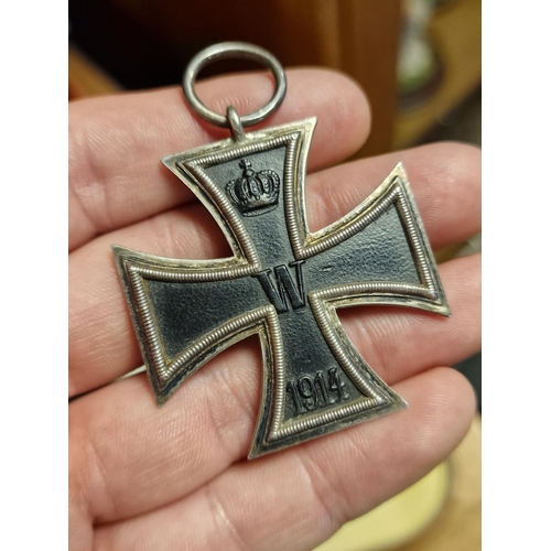 309 - 1914 Carl Dilenius Pforzheim German WWII Iron Cross Medal with Case - marked 'CD800' to ring