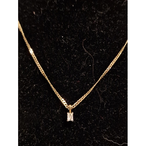 172b - 9ct Gold Curb Chain featuring an 18ct White Gold Millenium Cut 0.23ct Diamond Pendant - 3.5g