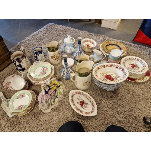 49g - Very Large Assortment of Ceramics, Pottery and China inc handpainted examples, Wedgwood and an A/F D... 