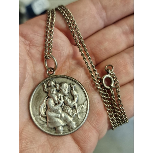 176b - Sterling Hallmarked Chester Silver Charles Horner (Halifax) Saint Christopher Pendant Necklace Chain