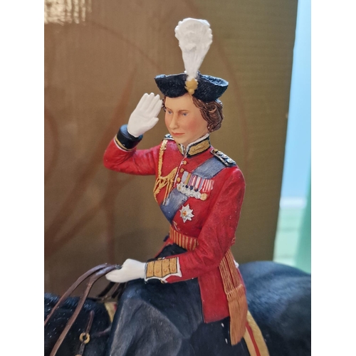 84a - Country Artists Boxed Queen Elizabeth II Trooping The Colour Figure