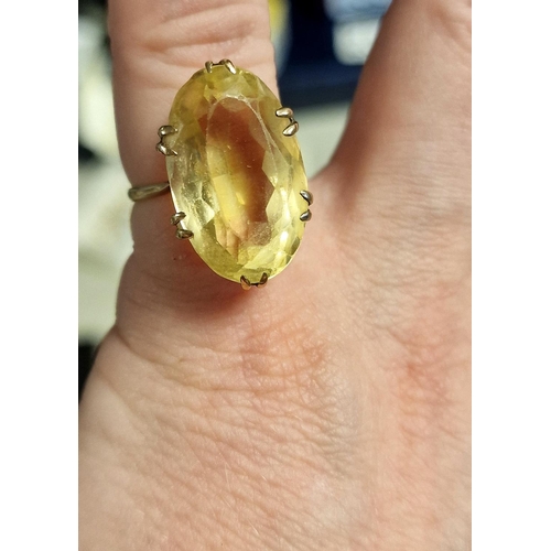 217 - 9ct Gold & Large Citrine Stone Dress Ring - size N+0.5, 5.7g