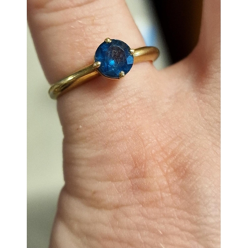 218 - 9ct Gold and Blue Topaz Dress Ring - size O