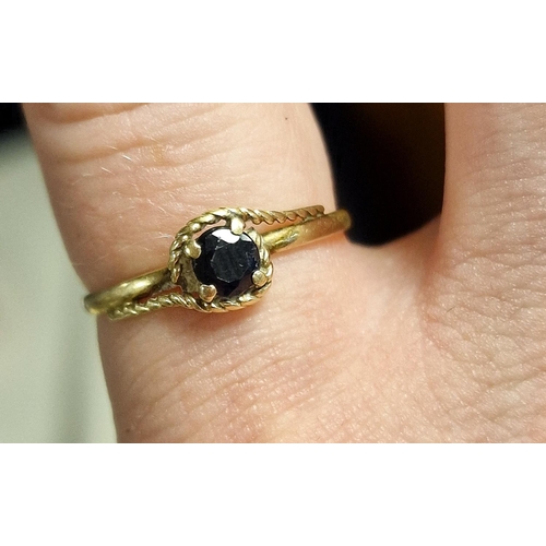 239 - 9ct Gold and Sapphire Dress Ring, size M