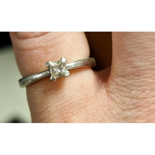 257 - 0.33ct Princess Cut Diamond and Platinum (950) Engagement Ring, 4.3g & size K+0.5