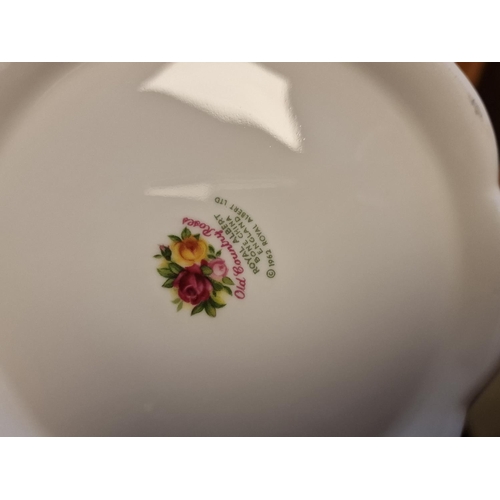 68i - 31pc Royal Albert Old Country Roses Tea Service inc 1962 pieces and a 2002 Pedestal Cake Stand - VGC